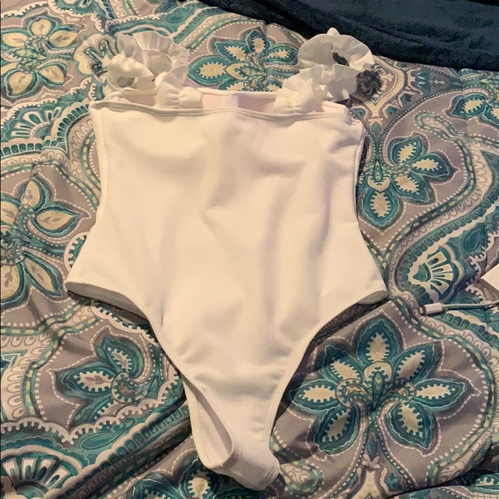 Swimsuit - Picture 2 of 3